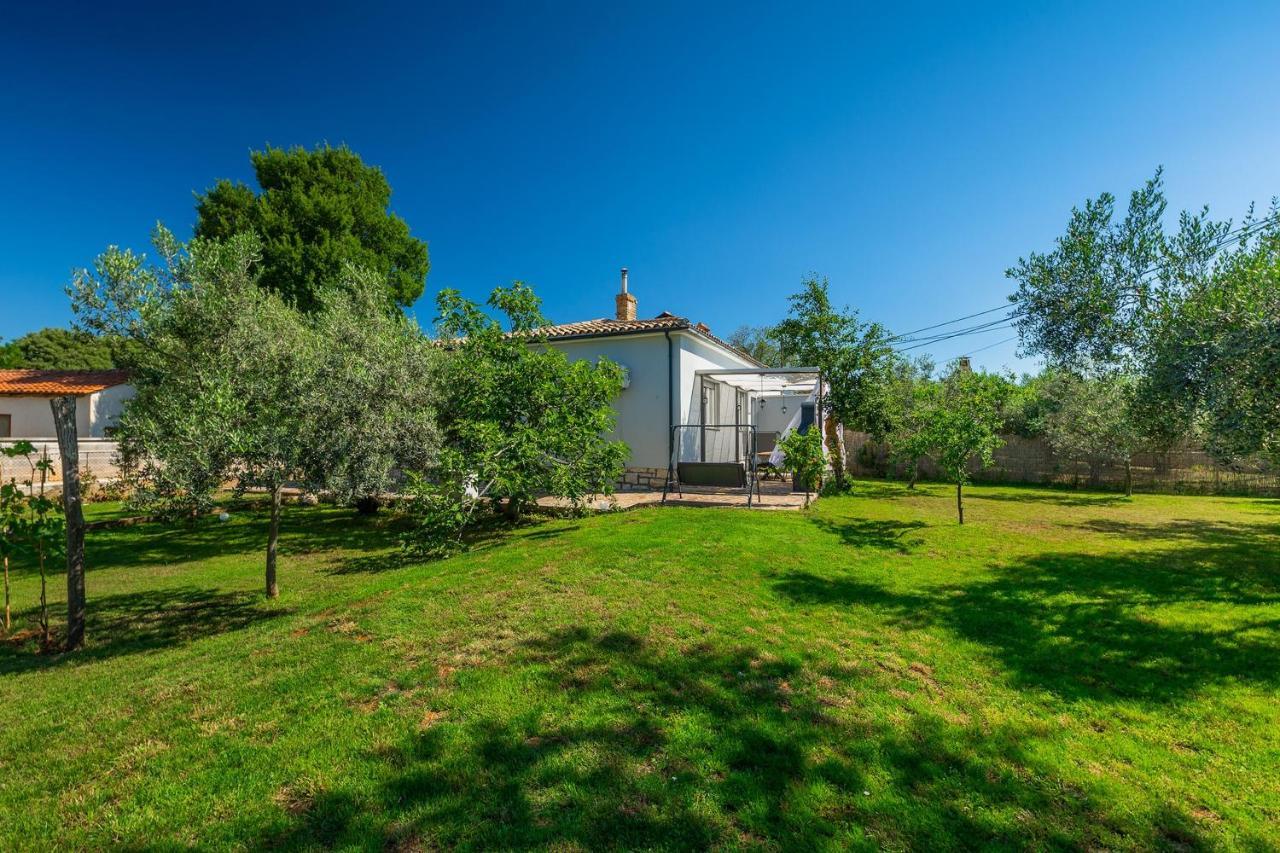 Holiday House Chill Out Loborika Marcana Exterior photo